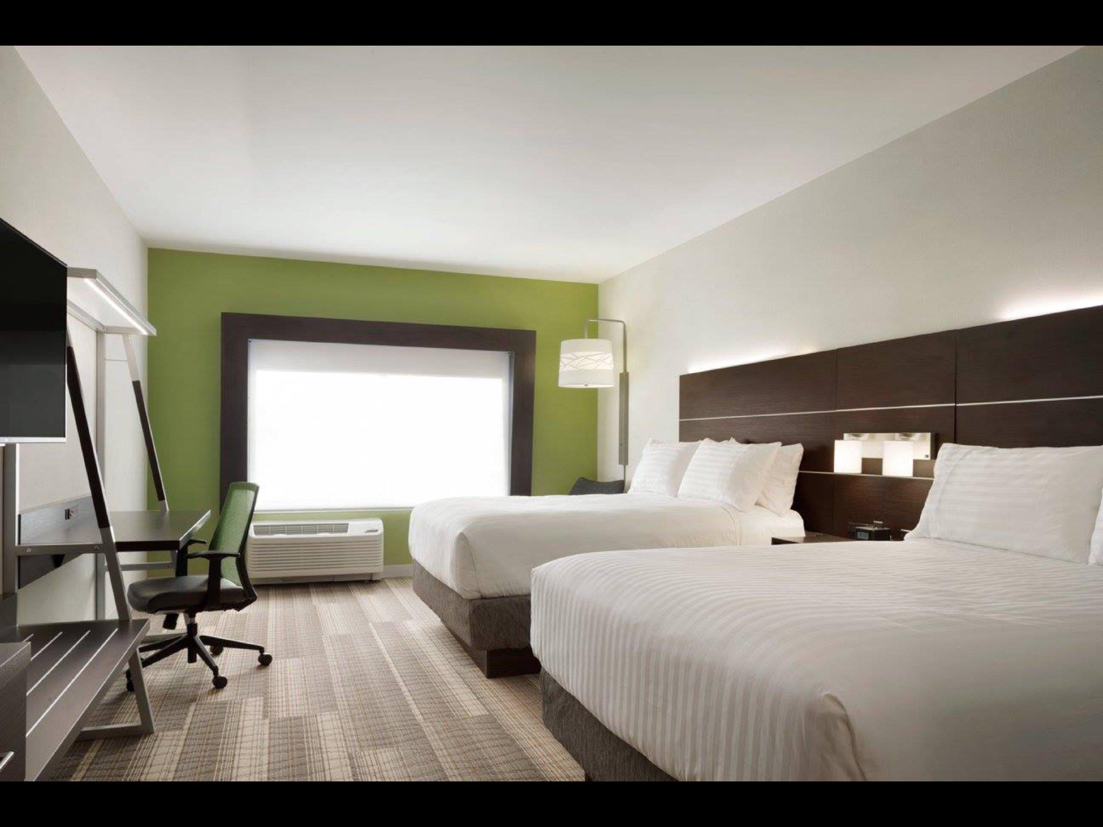Holiday Inn Express Hotel & Suites Canton By Ihg Exterior photo