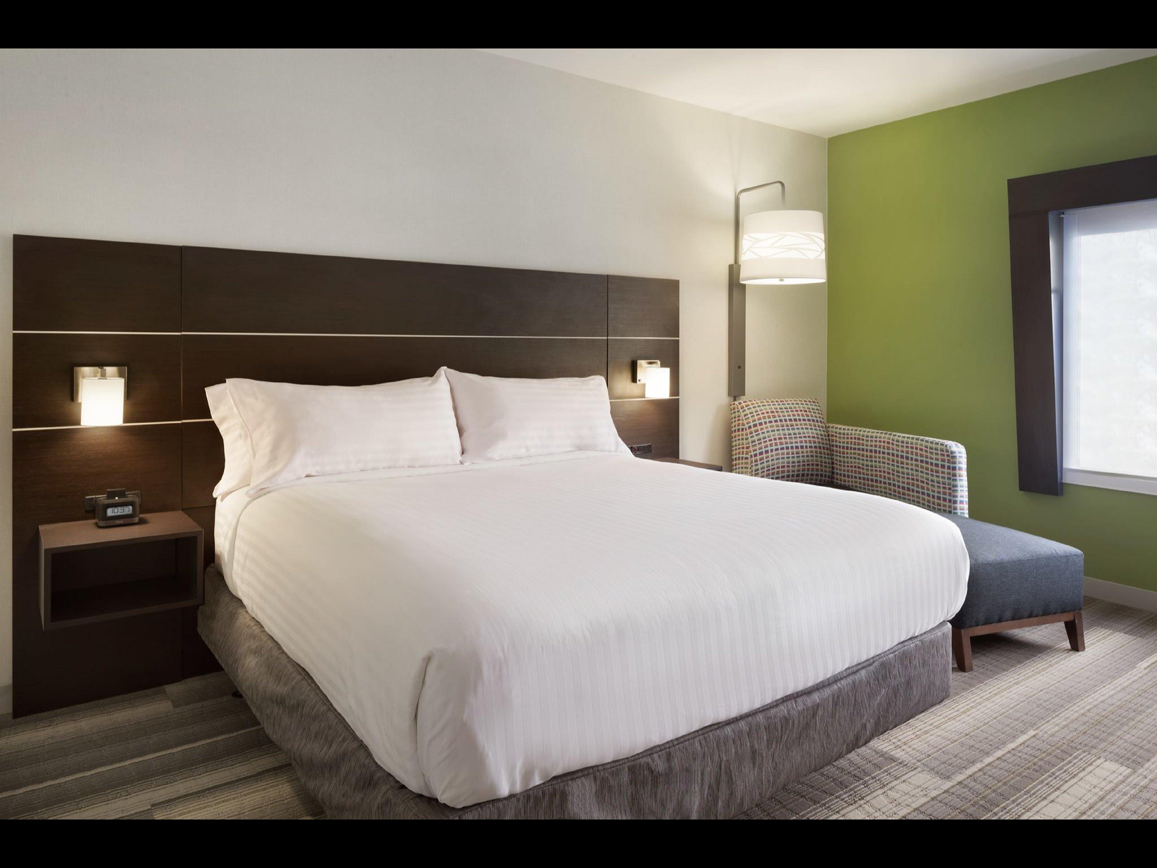Holiday Inn Express Hotel & Suites Canton By Ihg Exterior photo